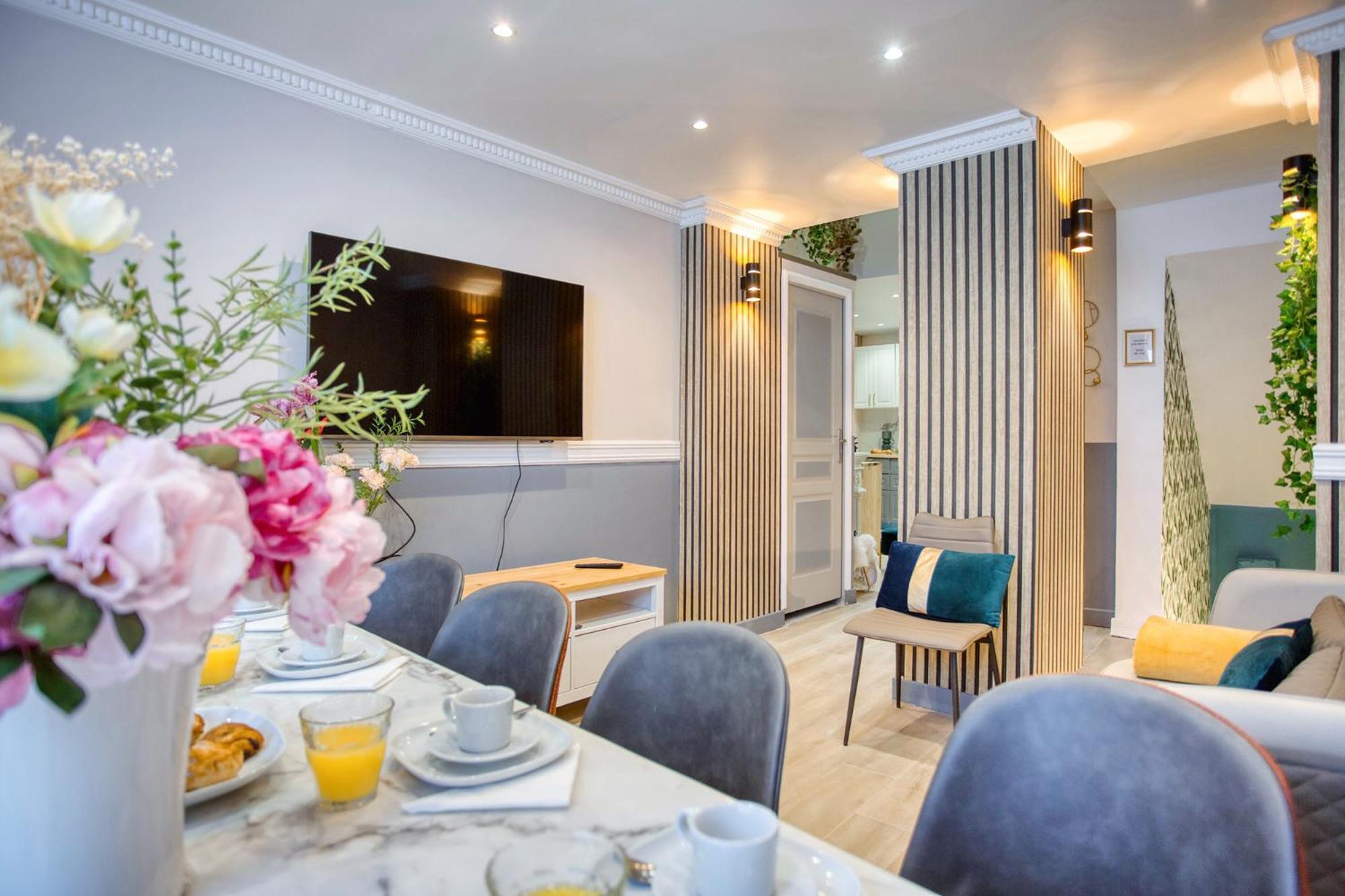 Elegant Triplex In Paris - Ideal For 10 - Aircon Exteriér fotografie