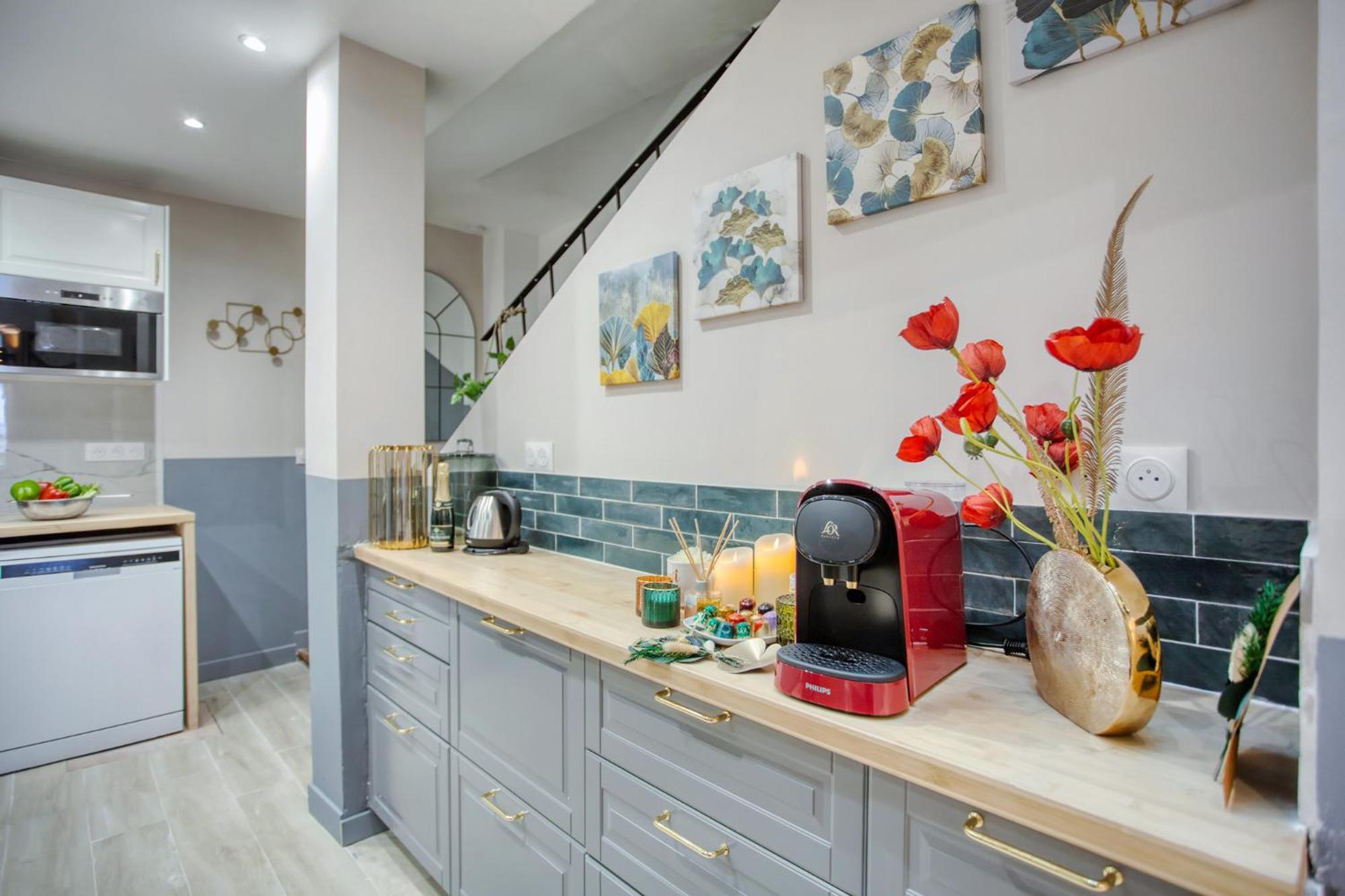 Elegant Triplex In Paris - Ideal For 10 - Aircon Exteriér fotografie