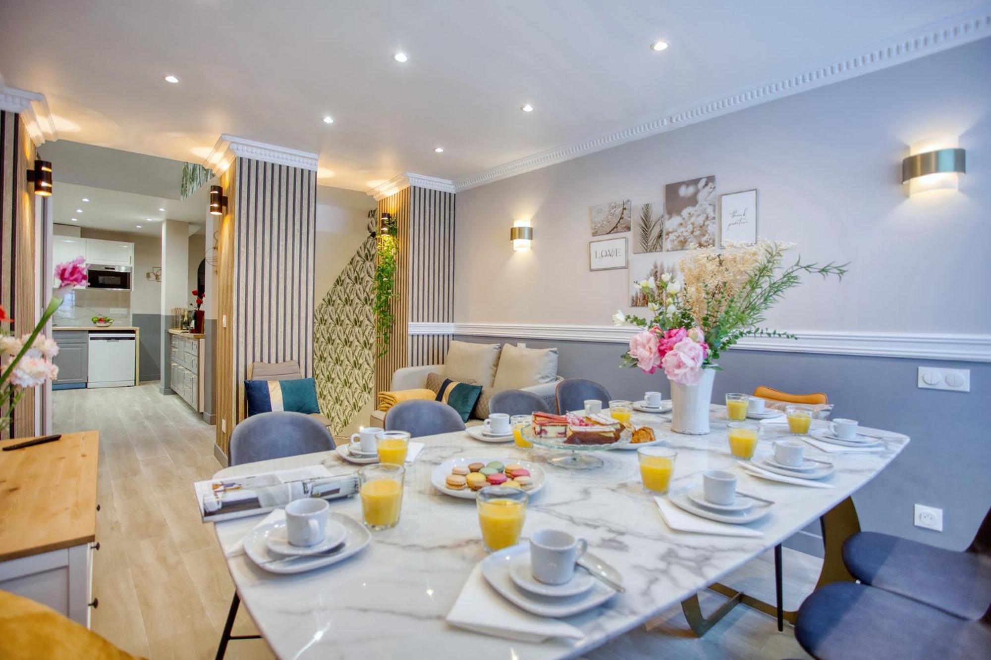 Elegant Triplex In Paris - Ideal For 10 - Aircon Exteriér fotografie